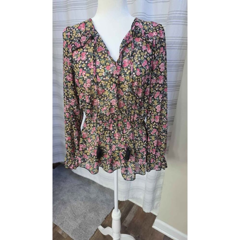 Gigio USA Floral Tie-Neck Tassel Blouse